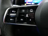 Renault Espace E-Tech full hybrid 200 iconic 7p. Pack Light & Sound | Pack Vision| Trekhaak| Rijdende demonstratie auto | Vraag naar de actuele kilometerstand