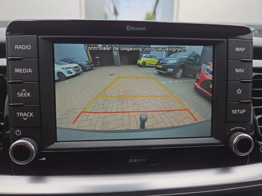 Kia Stonic 1.0 T-GDi DynamicPlusLine 120 PK | Navi | Hoge zit| Trekhaak | Apple CarPlay & Android Auto | Cruise Control | Camera | Two-tone metallic lak | NAP