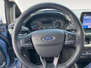 Ford Fiesta 1.0 EcoBoost Hybrid Titanium | Stoel/stuur en voorruitverwarming | Cruise control | Parkeersensoren |