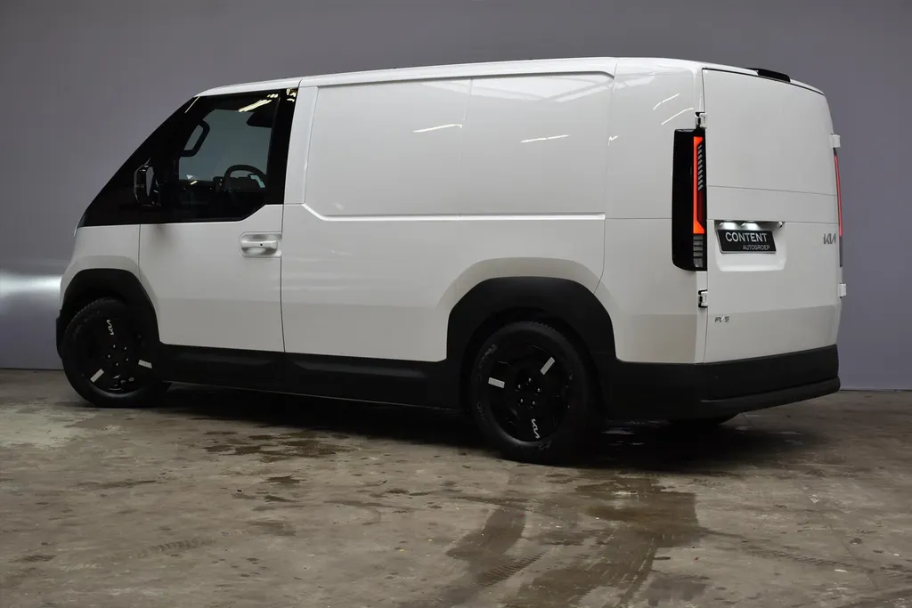 Kia PV5 Cargo 71,2 kWh 163pk L2H1 Elite Executive