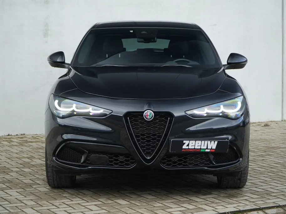 Alfa Romeo Stelvio 2.0 Turbo 280 PK AWD Competizione | Veloce | Pano | Harman | 21'