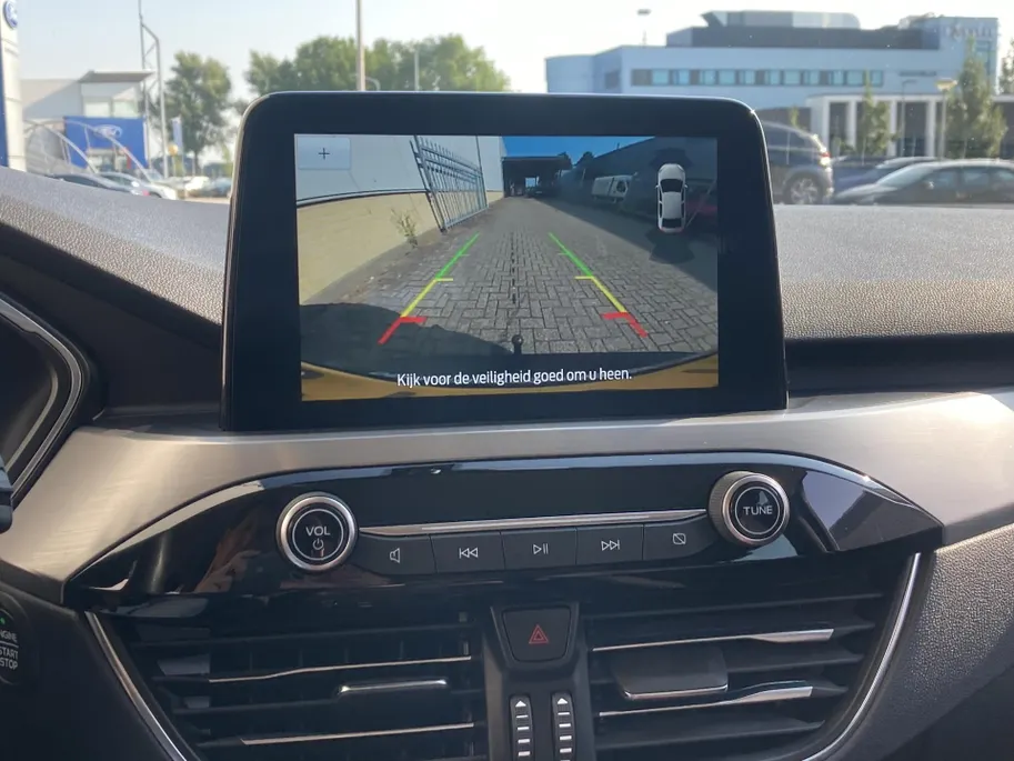 Ford Kuga 2.5 PHEV 225 pk Titanium Trekhaak - Navigatie - Apple Carplay/Android Auto - Camera - Draadloos opladen telefoon