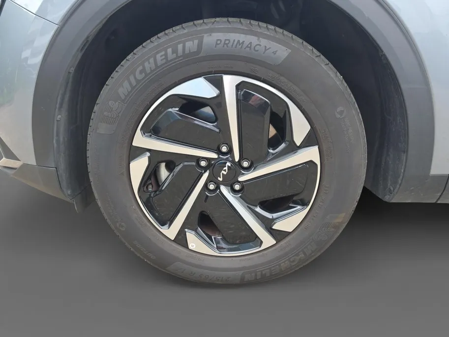 Kia Sportage 1.6 T-GDi Hybrid DynamicLine | Parkeersensoren v + a | Full map navigatie | Parkeercamera | Adaptieve cruise control