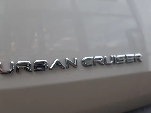 Toyota Urban Cruiser Executive 61 kWh