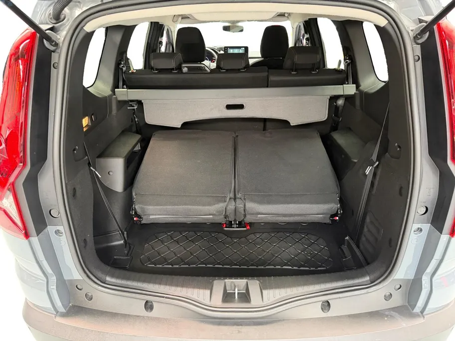 Dacia Jogger 1.6 Hybrid 140 Extreme 7p. ZUINIG | RUIM | Stoelverwarming | Climate control | Carplay |