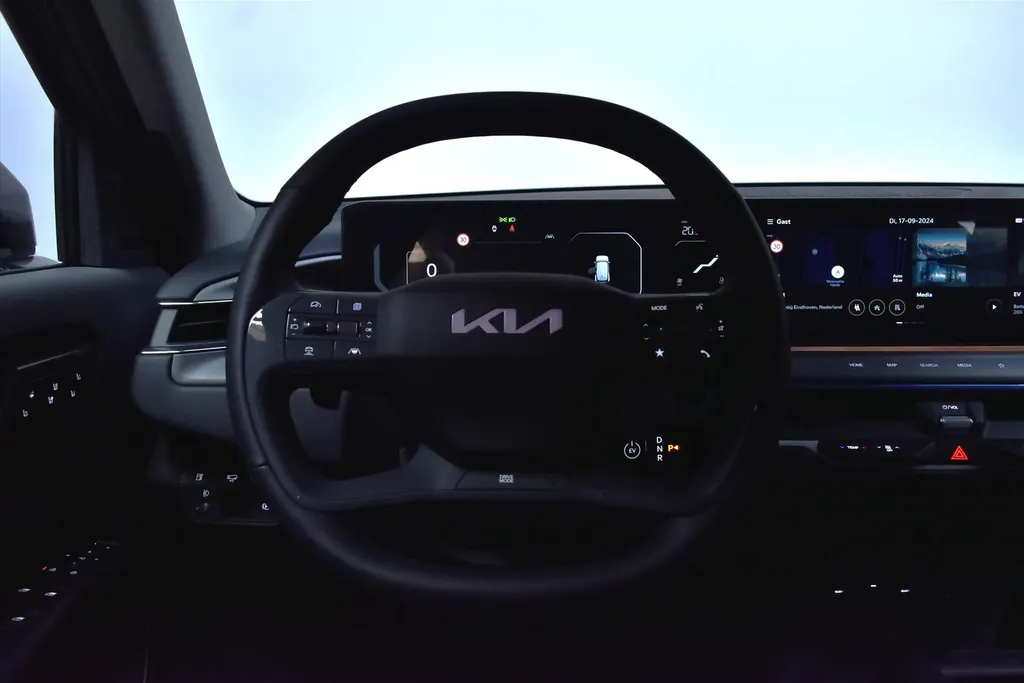 Kia EV9 99,8kWh 204pk RWD Plus NIEUW - SNEL LEVERBAAR