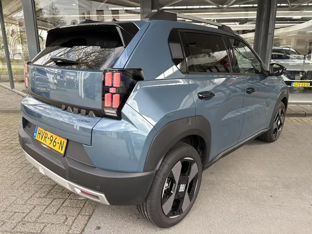 Fiat Grande Panda 1.2 Hybrid La Prima