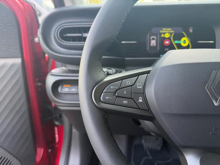 Renault Twingo urban range techno 27.5 kWh | Camera | Adaptieve Cruisecontrol | Airco | Stoelverwarming | Apple Carplay & Android Auto | Rijdende Demo | Beschikbaar vanaf November 2026