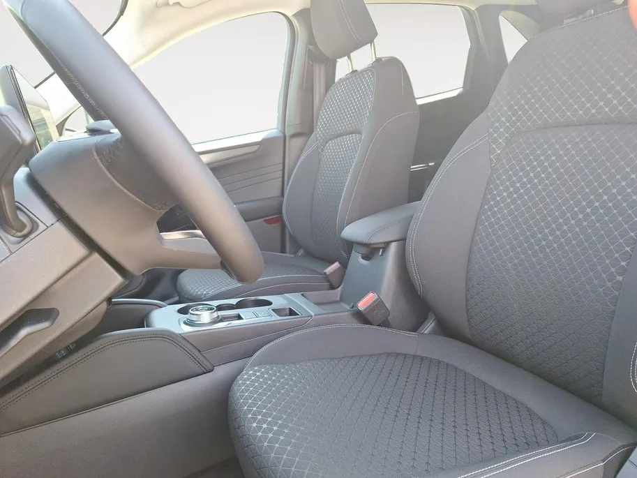 Ford Kuga 2.5 PHEV Titanium | El. Trekhaak | Led verlichting | camera | Apple Carplay&Andorid Auto | Parkeersensoren | Nieuw op Voorraad! |