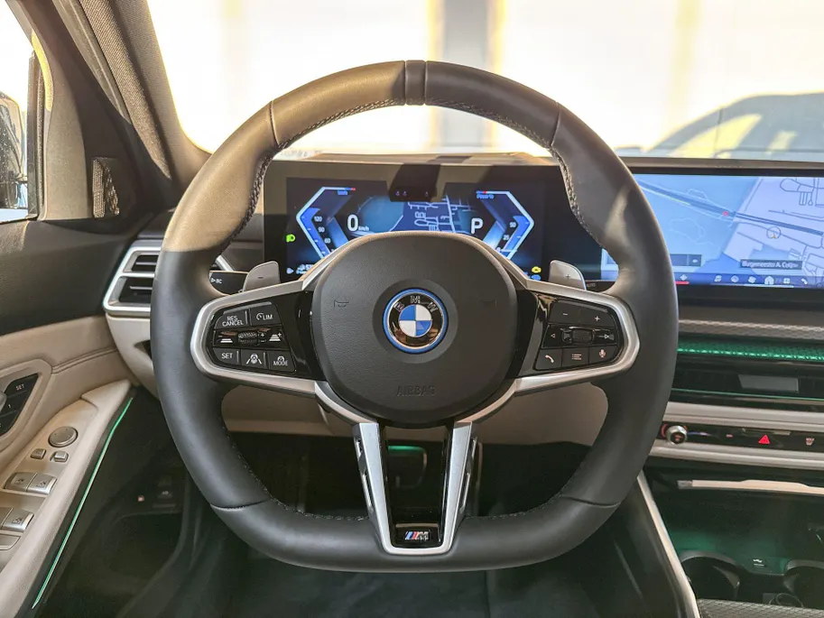 BMW 3 Serie Touring 330e M Sport Edition