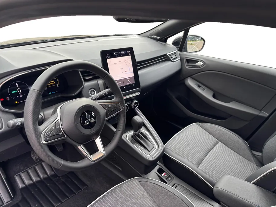 Mitsubishi Colt 1.6 HEV Instyle | GARANTIE 2035! | CAMERAS | BOSE | MEEST LUXE |
