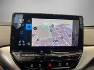 Volkswagen ID.4 Pro Business Advantage 77 kWh 204pk · SOH 95,8% · Inklap. Trekhaak · Warmtepomp · Stuur- & Stoelverwarming · 20'Velgen · ACC · Apple/Android Car Play ·