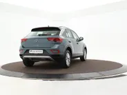 Volkswagen T-Roc 1.5 TSI 150pk DSG Life · Apple/Android Car Play · Camera · Climatronic · Navigatie · 16'' Inch ·