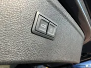 Audi Q5 50TFSIe 220KW/299PK S-edition · Panoramadak · Camera + parkeersensoren · Trekhaak ·