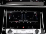 Audi Q7 55 TFSI e quattro Pro Line S 394 PK ·Leder bekleding · Assistentie. plus, remote park · Head-Up display · Glazen panorama dak · Bang & Olufsen