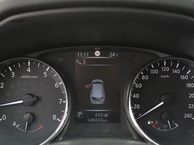 Nissan QASHQAI 1.2 Tekna Automaat | Leder | Panodak | Trekhaak