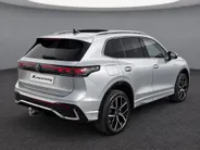Volkswagen Tiguan 1.5eHybrid 272PK R-Line · Panoramadak · Trekhaak · Camera · Apple/Android Car Play · Garantie t/m 26-06-2030 of 100000km.