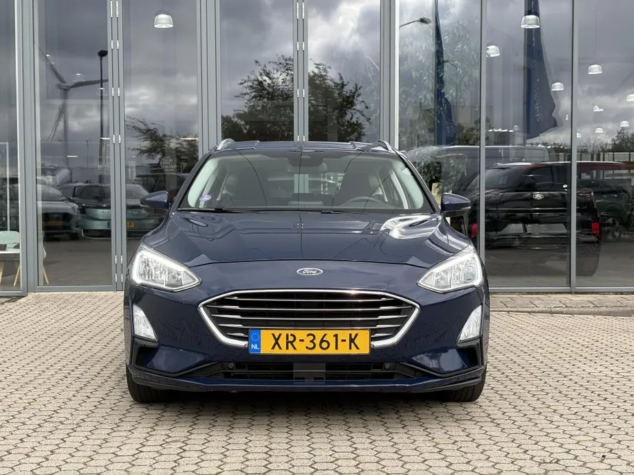 Ford Focus Wagon 1.5 EcoBoost Titanium Business | 1500 kg trekkracht | WINTER PACK
