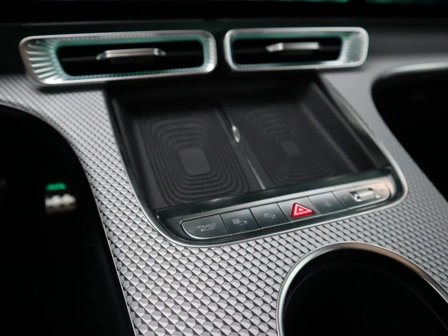 Mercedes-Benz GLC 250 Business Solution AMG 85 kWh