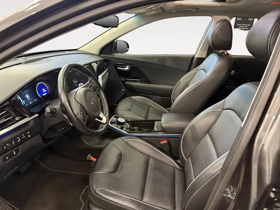 Kia e-Niro DynamicPlusLine 64 kWh | 97,6% SOH | Navigatie | Camera | Apple Carplay/Android Auto | Adaptieve Cruise Control | Stoel/Stuurverwarming | Lichtmetalen Velgen |