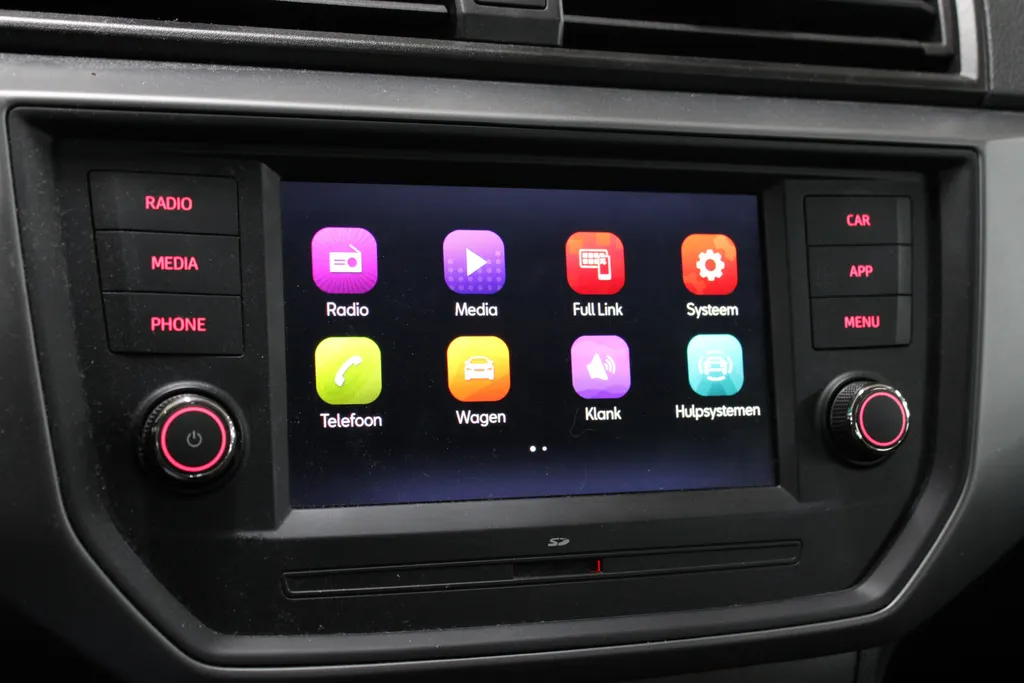 SEAT Ibiza 1.0 TSI Style / Apple carplay / Android auto / Trekhaak / Airco /