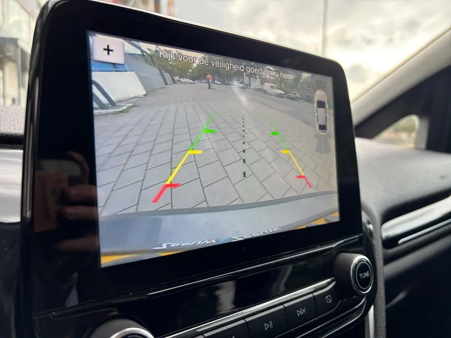 Ford Fiesta 1.0 EcoBoost Vignale | Automaat | Achteruitrijcamera | Cruise control | Carplay | Stoelverwarming