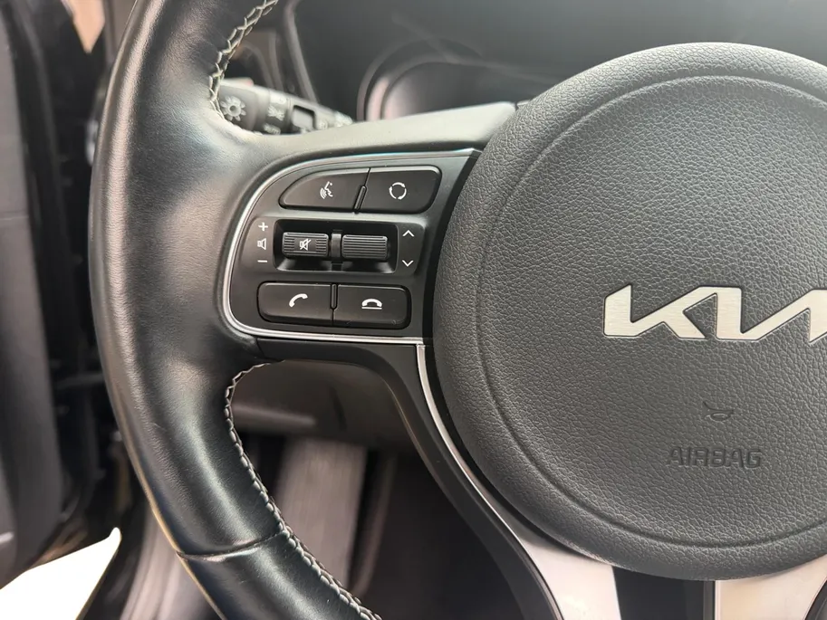 Kia e-Niro DynamicPlusLine 64 kWh | 100% SOH | Navigatie | Apple Carplay/Android Auto | Adaptieve Cruise Control | Stoel/Stuurverwarming | Lichtmetalen Velgen |