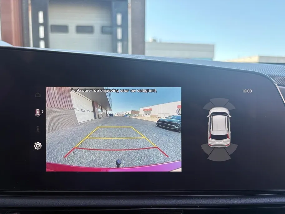 Kia Niro 1.6 GDi Hybrid DynamicPlusLine | Trekhaak | Schuifdak | Stoel en stuurverwarming | Dodehoekdetectie | Camera | verbruik 1 op 20!