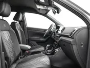 Volkswagen T-Cross 1.5 TSI 150pk DSG R-Line Edition Camera · Afneembare trekhaak · Stoelverwarming · Matrix LED · Apple/Android Car Play · 17'Velgen ·