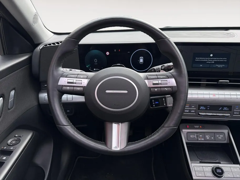 Hyundai Kona 1.6 GDI HEV Premium Sky | Schuif-kanteldak| Stoelverwarming/koeling| Lederen bekleding| Bose| Elektrische stoelen met geheugen| BOM VOL OPTIES