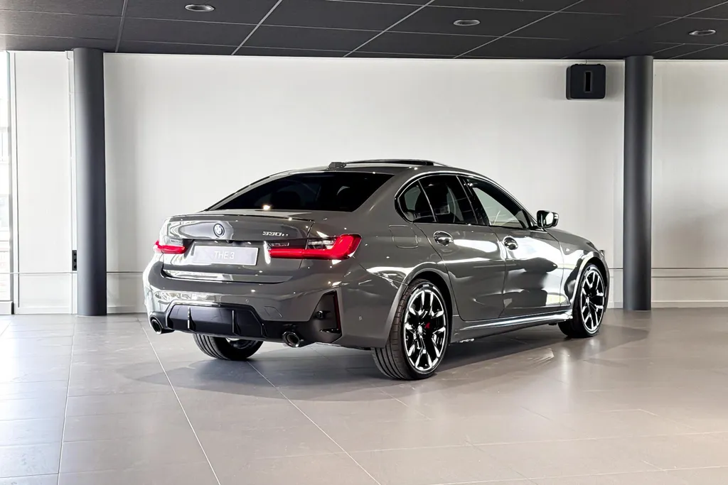 BMW 3 Serie Sedan 330e M Sport Edition