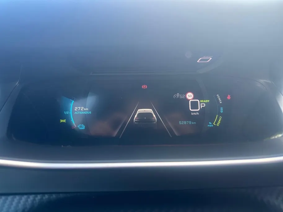 Peugeot e-208 EV GT 350 50 kWh | SOH 91% | CAMERA | LED | SPORTSTOELEN | SFEER VERLICHTING |