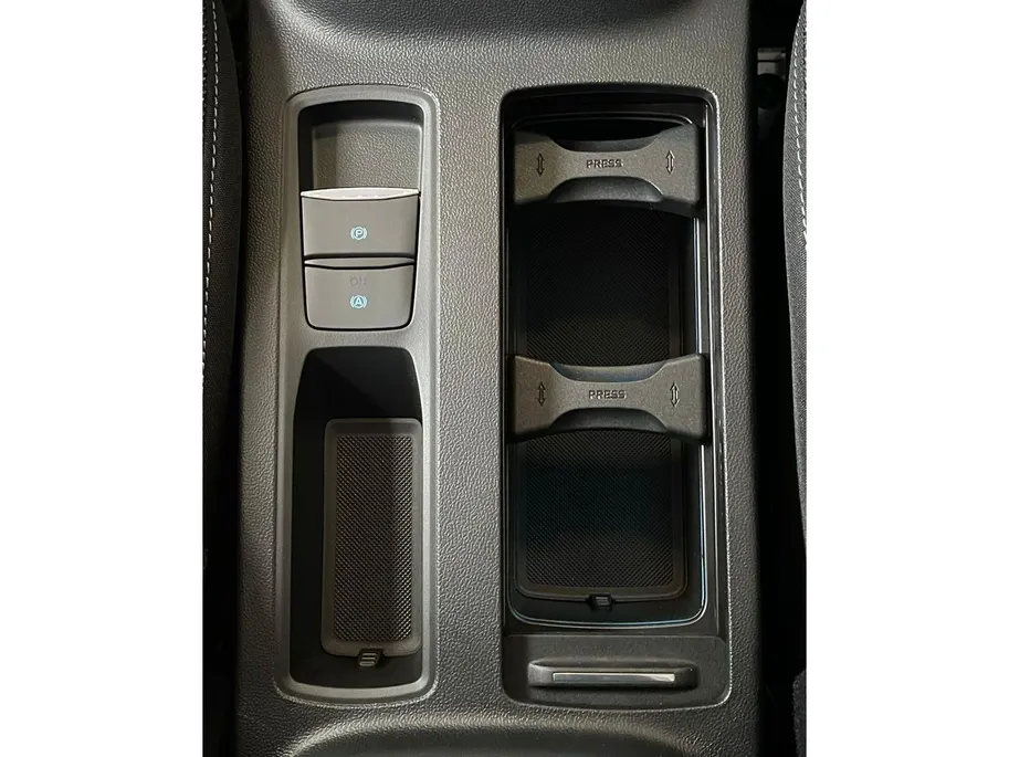 Ford Focus 1.0 EcoBoost Hybrid Active 125 PK | Automaat | Winterpack | Apple Carplay - Android Auto |  Full LED | Keyless Entry & Start |
