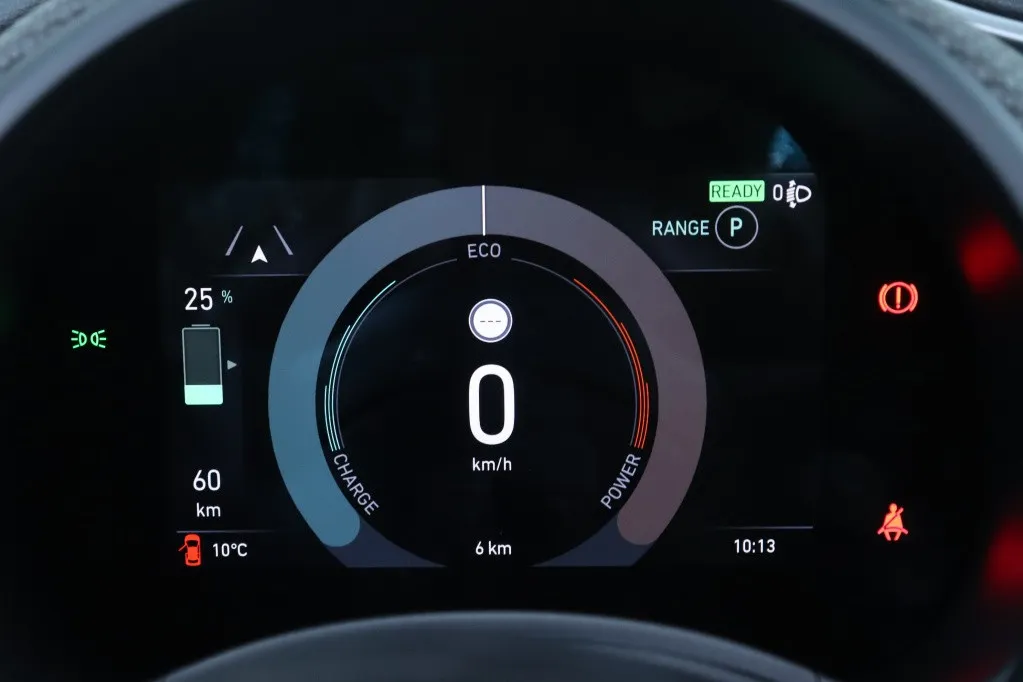Fiat 500e C La Prima by Bocelli 42 kWh | JBL | Winter | Camera | 17′