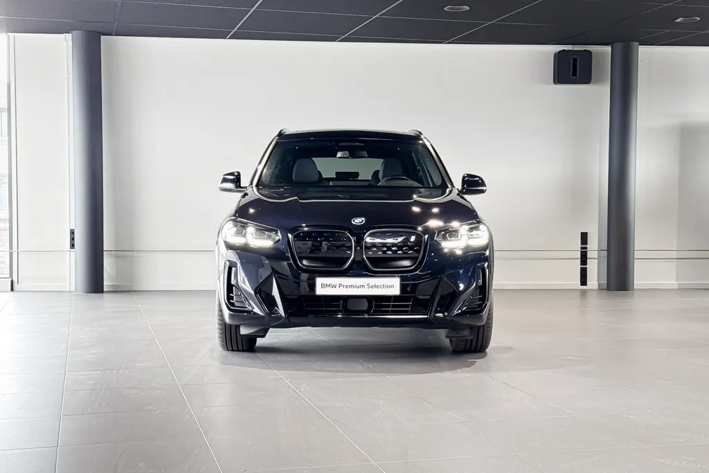 BMW iX3 High Executive 80 kWh