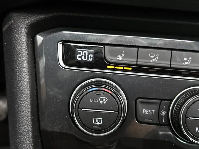 Volkswagen Tiguan 2.0 TSI 4Motion Highline Business R | PANORAMA | HEAD UP | ADAPTIVE | ELEKTR. A-KLEP | STOELVERW. | NAVI |
