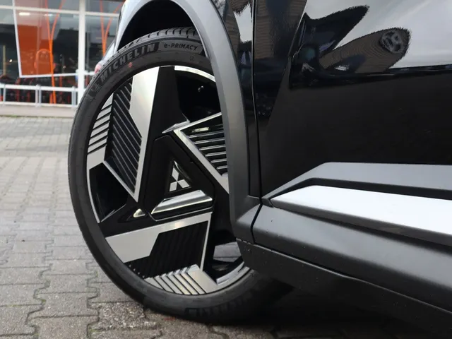 Mitsubishi Eclipse Cross Intense+ 87 kWh | Stuur/Stoel Verwarming | 360* Camera