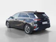 Kia Ceed 1.0T Design Edition | Stoel en stuurverwarming | Dodehoek detectie | Navigatie | Camera | Apple carplay / Android Auto | JBL sound system |