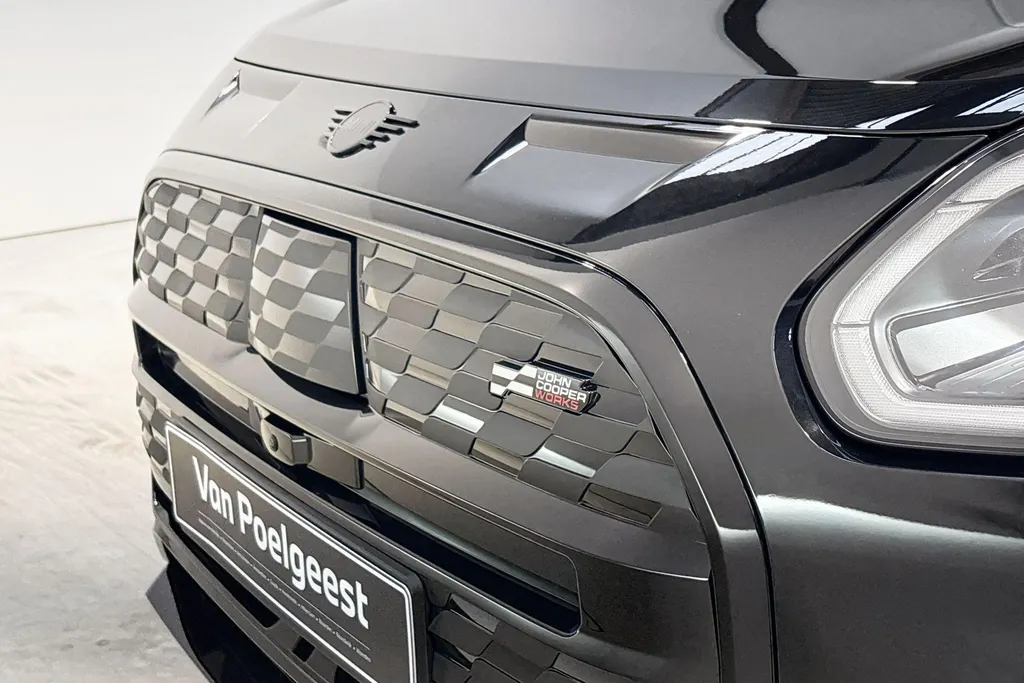 MINI Countryman Electric E John Cooper Works XL 66.5 kWh