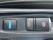 Nissan Juke 1.6 Hybrid Tekna *Navi+Camera*Climate*Parc Assist*LM.Velgen*RIJK UITGERUST!
