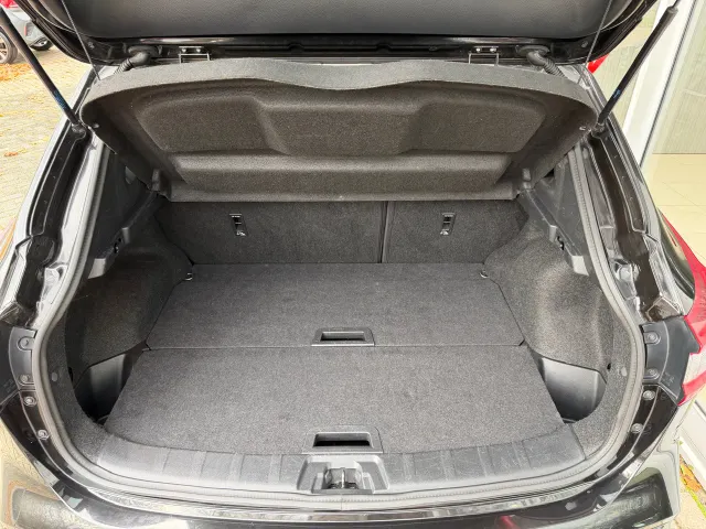 Nissan QASHQAI 1.2 DIG-T 115pk N-Connecta | Panoramadak | Navigatie | 360-Camera | Blind Spot | Keyless