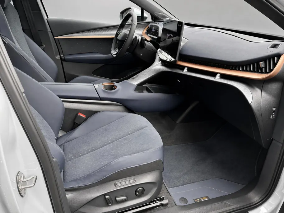 CUPRA Tavascan Adrenaline 82 kWh 286 PK l Winterpack l 18% Bijtelling