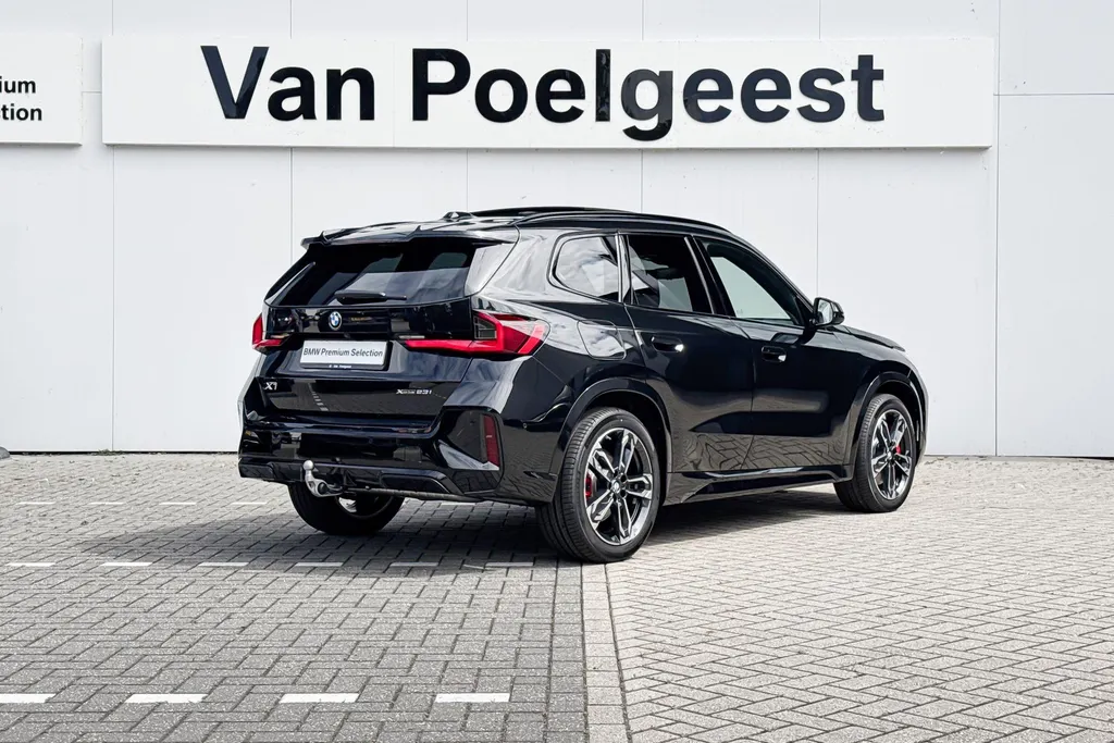 BMW X1 xDrive23i