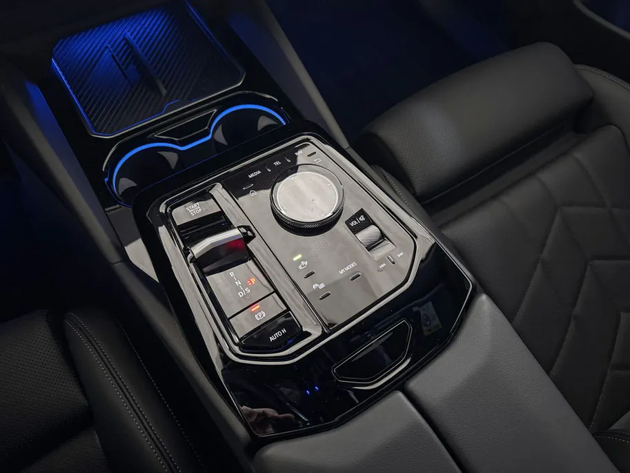 BMW 5 Serie Touring 550e xDrive