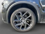Lynk & Co 01 1.5 PHEV 260pk Black Pack | NL Auto | Zwarte hemel | Trekhaak | Panodak | Stoelverwarming | LED | Etc.