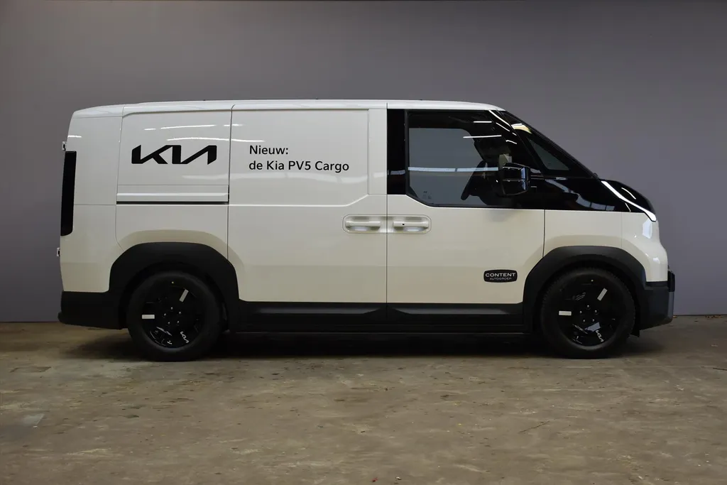 Kia PV5 Cargo GB 71,2 kWh 163pk L2H1 Plus