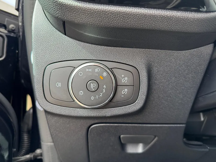 Ford Fiesta 1.0 EcoBoost Hybrid Titanium | NL auto | Dealer onderhouden | Winter pack | Apple carplay & Android auto | Navigatie via carplay | Parkeersensor achter | Cruise control | Bovag garantie |