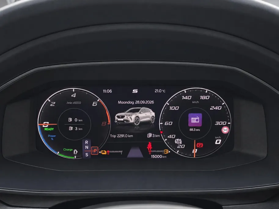 CUPRA Formentor 1.4 e-Hybrid VZ 245pk DSG Performance · Panoramadak · Inklap. Trekhaak · Camera · Keyless · Dodehoeksensor · Stuur- & Stoelverwarming ·