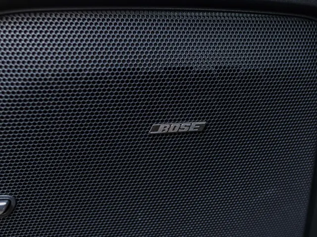 Porsche Cayenne 3.0 S E-Hybrid Platinum Edition NL Auto!