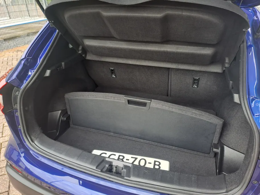 Nissan QASHQAI 1.3 DIG-T Design Edition | Automaat | Trekhaak | Pano Dak | Navi | Cruise | Camera | Apple Carplay/Android Auto | Stoel verrw.
